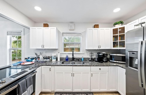 New Braunfels House | Boat Slip/WaterSlide/Outdoor Kitchen/Paddle Boards