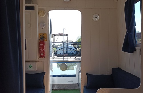 Cuffy Boat Rental | Boat 'The Little Bayou
