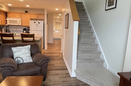Alexandria Bay Condo | Boat to water in minutes-3BD 2BA Condo w boathouse