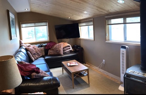 Drummond-North Elmsley House | Boathouse on Otty Lake