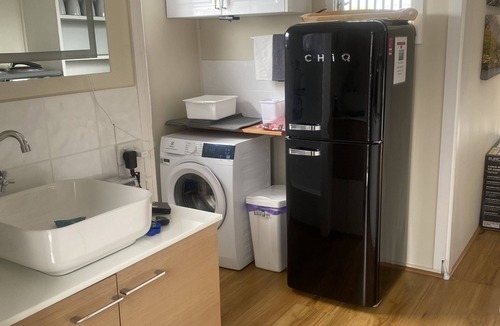 Biggera Waters Apartment | BoatHouse on the Broadwater