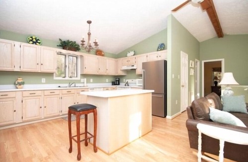 High Point House | Boats N Oats: Great family getaway, wifi, gentle lot, kayak