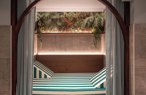 Plaisance Hotel | Bob Hotel
