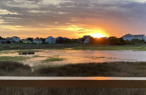 North Carolina Coast Condo | Bob's Island retreat