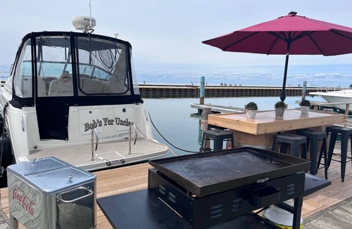 St. Catharines Boat Rental | Bob's Yer Uncle in Port Dalhousie