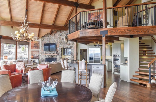 Red River House | Bobcat Peak- Luxury home on Bobcat Pass