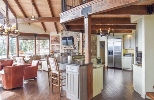 Red River House | Bobcat Peak- Luxury home on Bobcat Pass