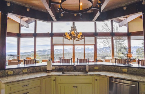 Red River House | Bobcat Peak- Luxury home on Bobcat Pass