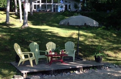 Frontenac Cottage | Bobs Lake 3 bedroom Cottage