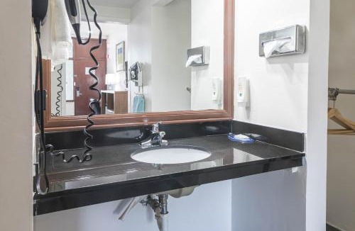 East Boca Raton Hotel | Boca By The Sea Hotel