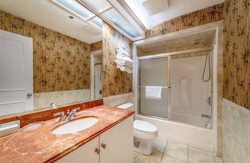 Boca Grande Hotel | Boca Grande Hotel - King Room