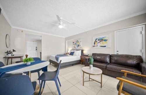 East Boca Raton Hotel | Boca Plaza