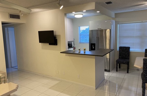 Hamptons at Boca Raton Condo | Boca Raton Condo In Gated 55+ Community