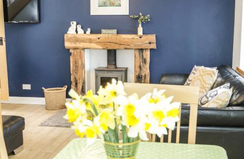 Llanerchymedd House | Bodfan Peniel