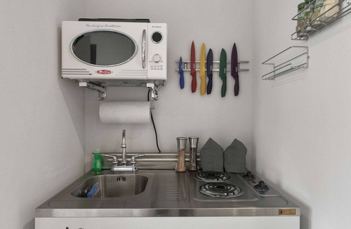 Whittier Heights House | Bodhi's sweet suite - Micro Studio - 91Walkscore