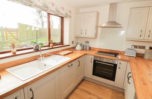 Llanerchymedd Cottage | Bodneithior