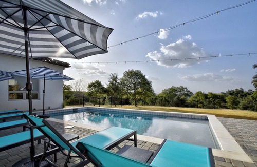 Bergheim House | Boerne Hacienda with Pool and Spa