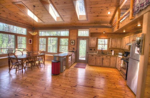 Wiley Cabin | Bogg's Mtn Lodge – A Treasure in the North Georgia Mountains