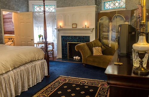Mexican War Streets Bed & Breakfast | Boggs Mansion