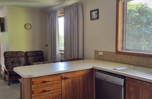 Tawonga House | Bogong View .> 3 Bedrooms, 2 Bathrooms