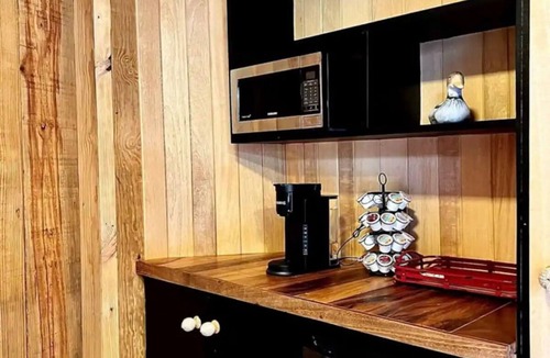 La Vega Province Cabin | Bohechio B - Cabin for 3 peoplen