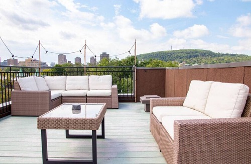 Plateau Mont Royal Apartment | Bohemian/2Bds/Rooftop/Terraces/Plateau/St-Denis/AC