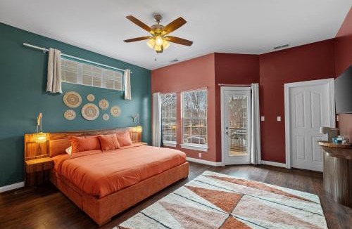Central West End House | Bohemian 4BR CWE Villa Game Room Patio Backyard