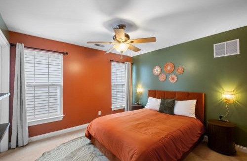Central West End House | Bohemian 4BR CWE Villa Game Room Patio Backyard