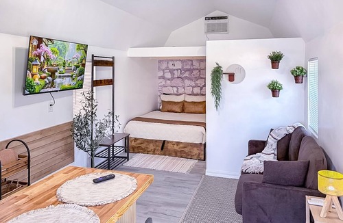 Candler Cabin | Bohemian and Romantic Cabin