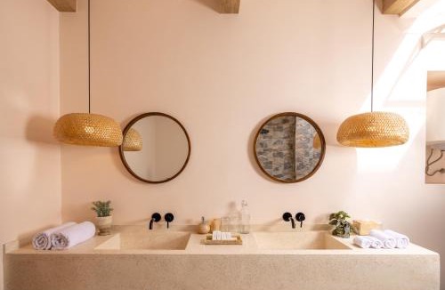 Kubutambahan Apartment | Bohemian Beachfront Apartments