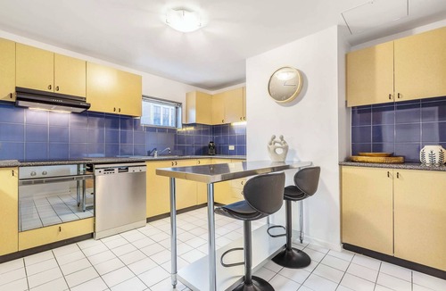 Chinatown Condo | Bohemian Chic - Quirky & Eccentric Downtown Escape