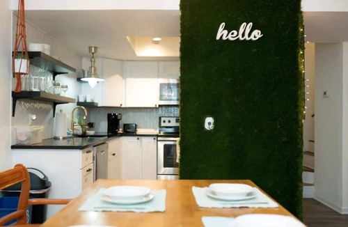St. Johns House | Bohemian Flat