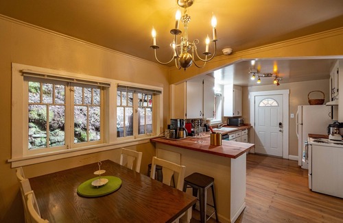 Northwood House | Bohemian Stay