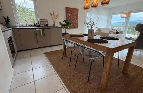 Grandson Apartment | Boho appartement dans villa à Grandson