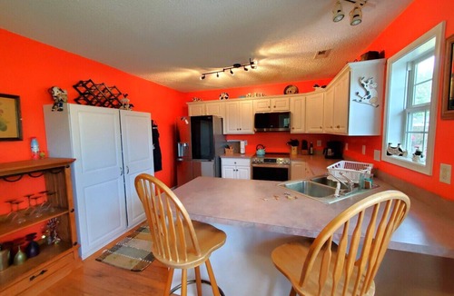 The Point House | Boho Burrow - Pet Friendly Mainland Coastal Retreat