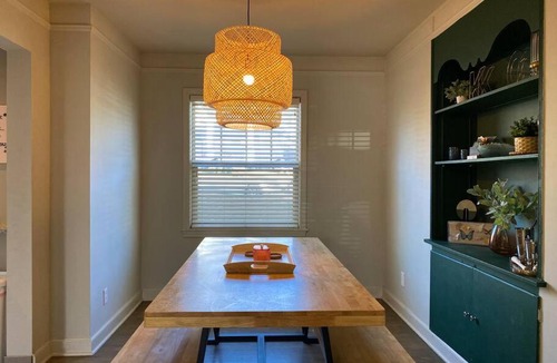 West Plaza Apartment | Boho Chic 2 Bedroom West Plaza