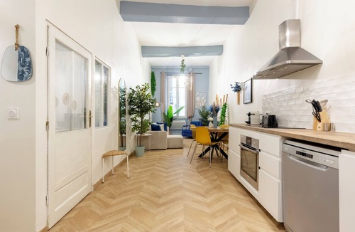 Carabacel Apartment | Boho Chic Apartment in Old Town