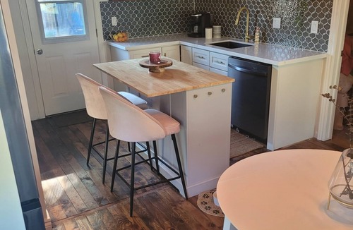 Wasaga Beach Cottage | Boho Chic Cottage