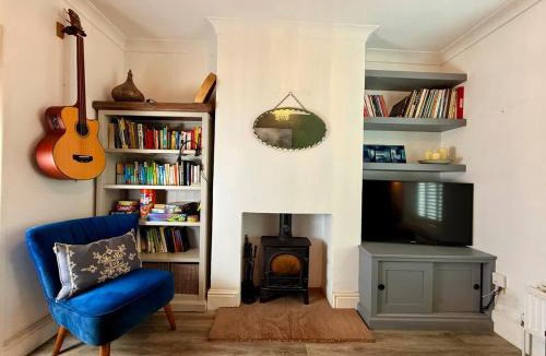Staple Hill House | Boho-Chic Cottage Retreat