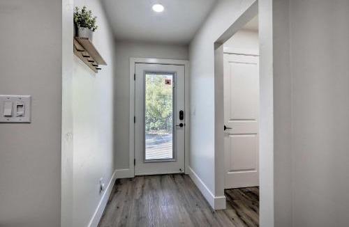 Folsom House | Boho-Chic Folsom Retreat Walkable Location!
