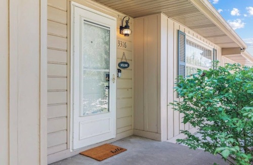 Joplin House | Boho Cottage 3 Bed 2 Bath Home Close to Hospital