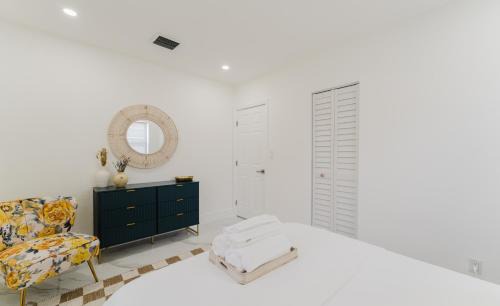 Croissant Park House | BOHO Elegance in the FLL city!