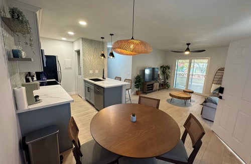 Francolin Place Condo | Boho Island Paradise - Remodeled 2BR/2BA