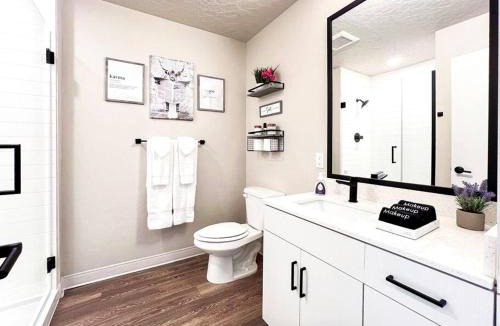 Boise Apartment | Boho-Luxe Studio - Pink Accents & Mountain Calm