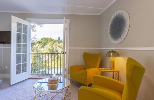 Northwood Hotel | Boho Manor Resort - Room 26