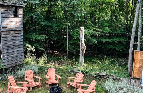 Gravenhurst Cottage | Boho Muskoka Cottage 5 Min From The Water
