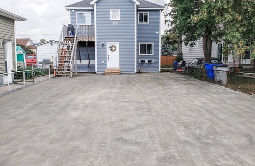 Timmins Apartment | Boho Retreat - Private 3 Beds, 1 Bath