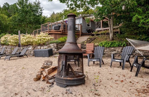 Cheneville Ski Chalet | Bois & Bliss 31+ Night Stays (Monthly Rental)