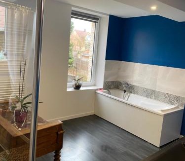 Lion-sur-Mer Bed & Breakfast | BOIS JOLI