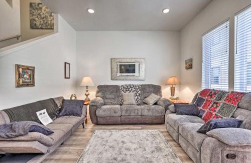 Veterans Park House | Boise Townhome with Rooftop Deck, 2 Mi to Downtown!